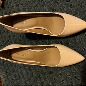 Calvin Klein women’s size 7 leather heel ***Brand new never worn**